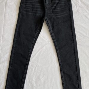 Jeans negro pitillo niñita