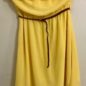 Vestido amarillo straples