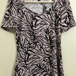 Polera animal print rosado viejo